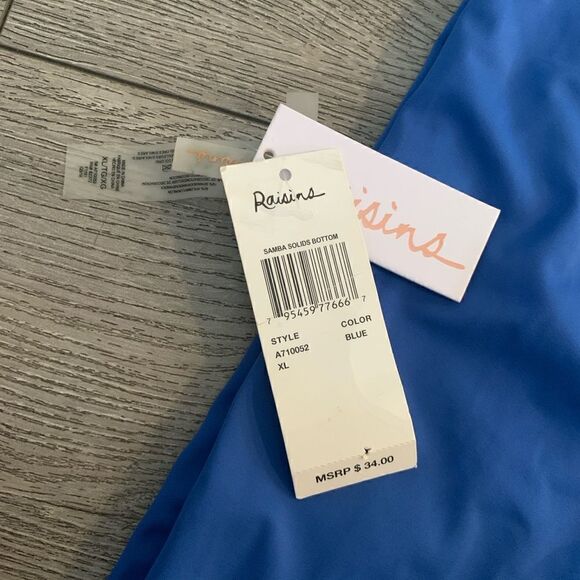 Raisins cheeky woman’s bikini bottom - Picture 4 of 4